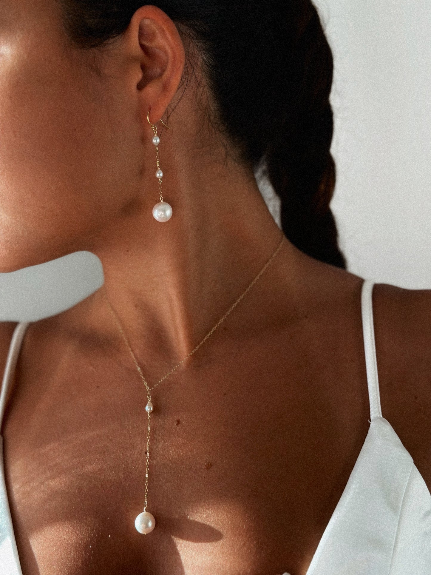 ÉCLAT D'IVOIRE - Parure collier-boucles d'oreilles