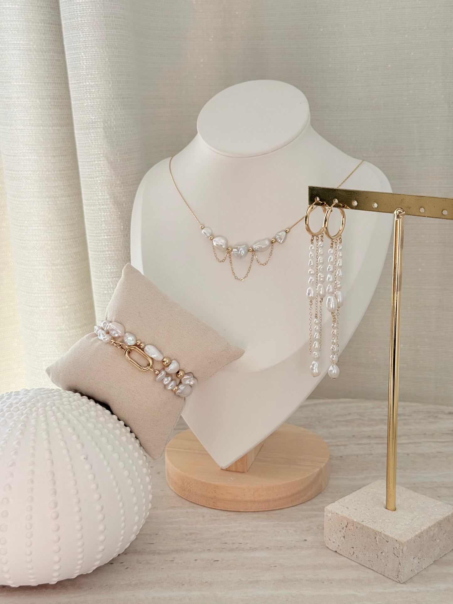 PAR UNE NUIT ETOILEE - Parure collier - boucles d'oreilles - bracelet