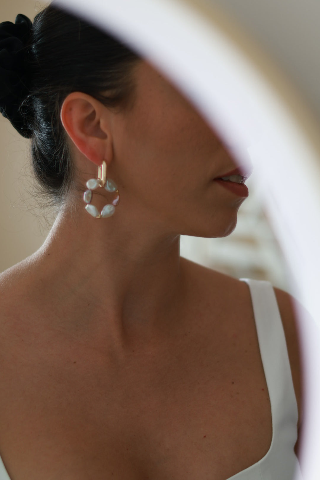 Boucles d'oreilles Divina portée miroir