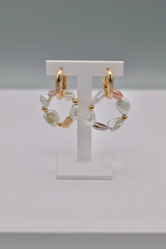 Boucles d'oreilles Divina sur présentoir