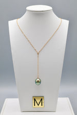 collier clara sur présentoir