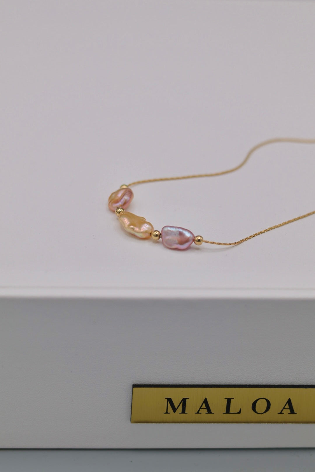 Collier baie des anges posé