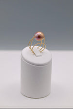 Bague Jade sur présentoir vue 2