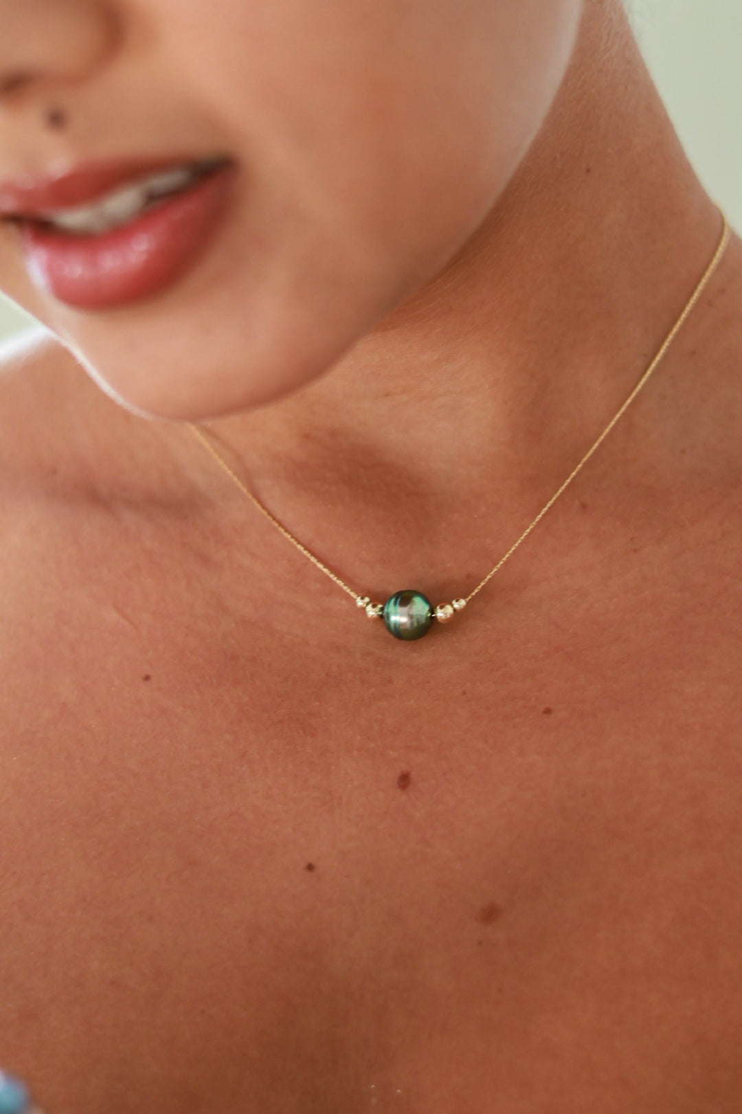 collier deep sea porté