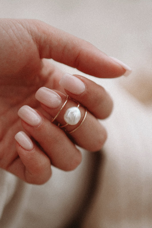 Bague Osaka en main