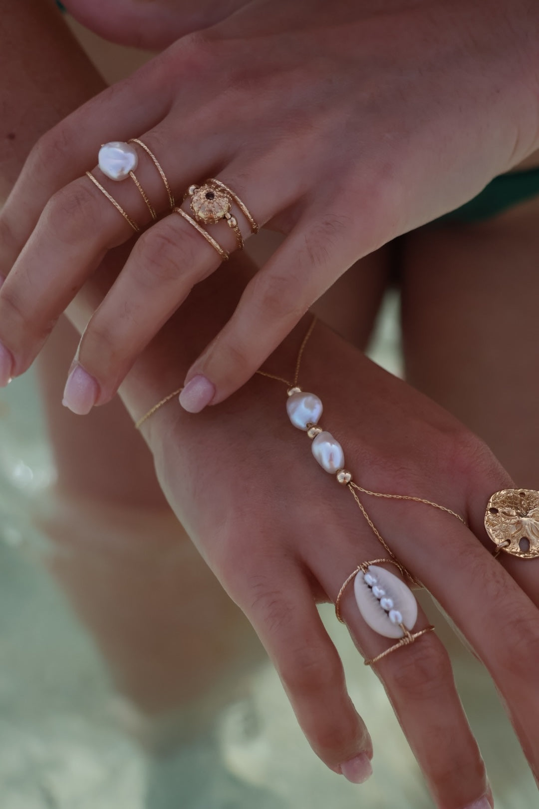 Bague Oursin d'amour portée vue 1